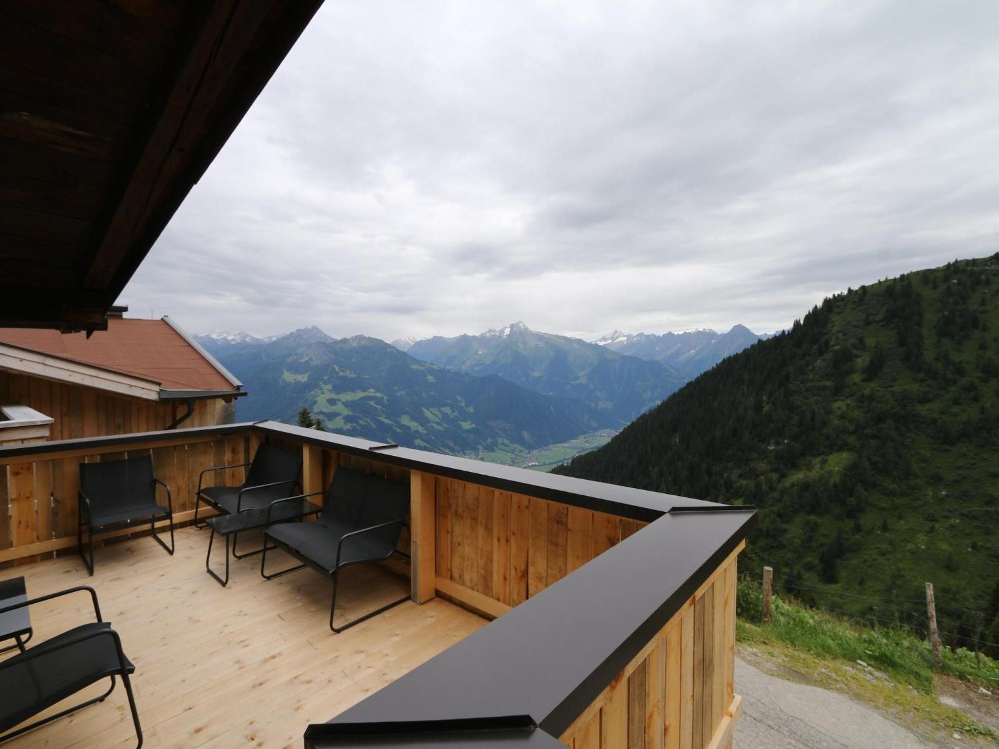 Unique Large Alpine Pasture In The Middle Of The Zillertal Mountains Zellberg Exterior foto
