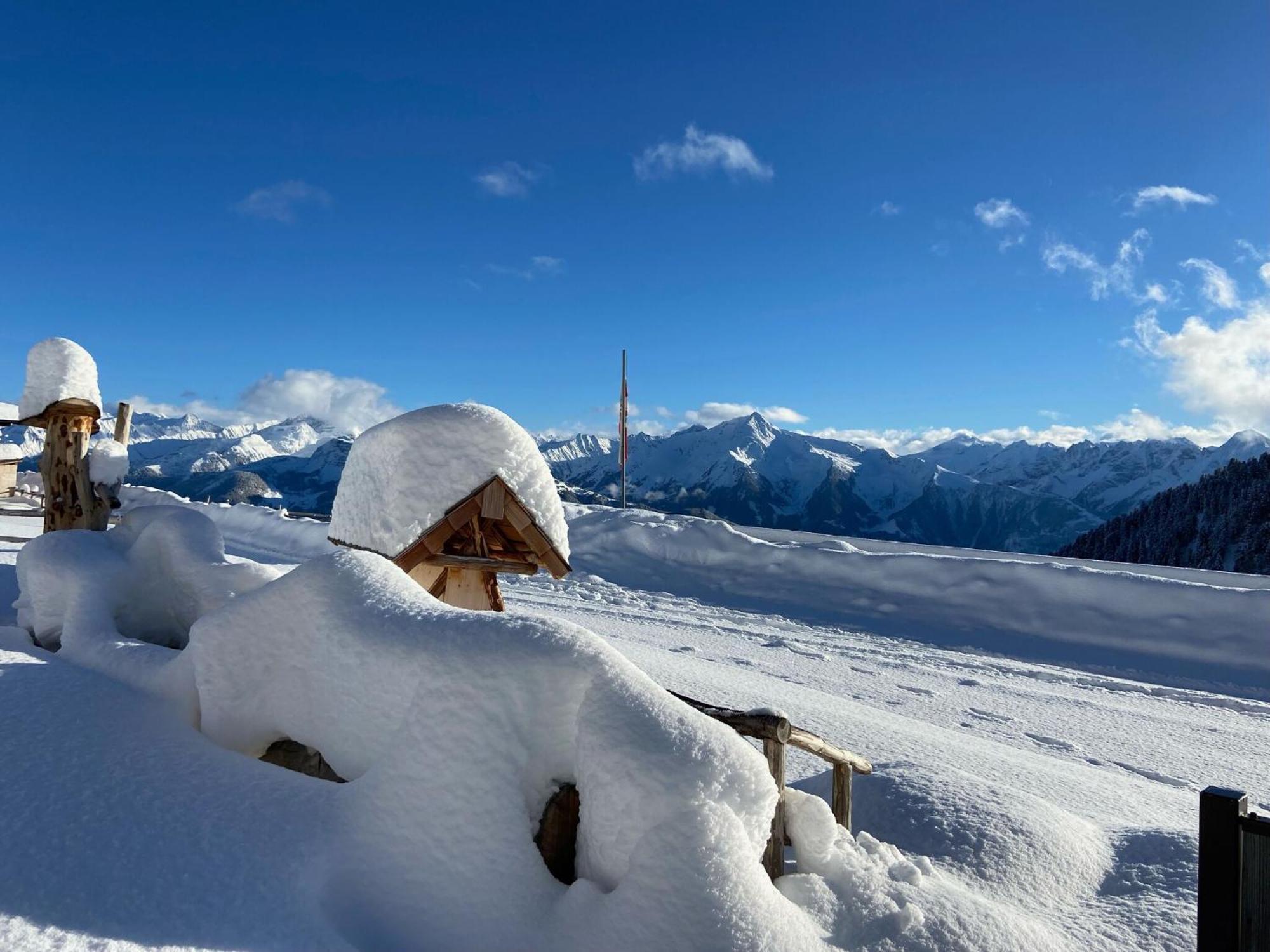 Unique Large Alpine Pasture In The Middle Of The Zillertal Mountains Zellberg Exterior foto