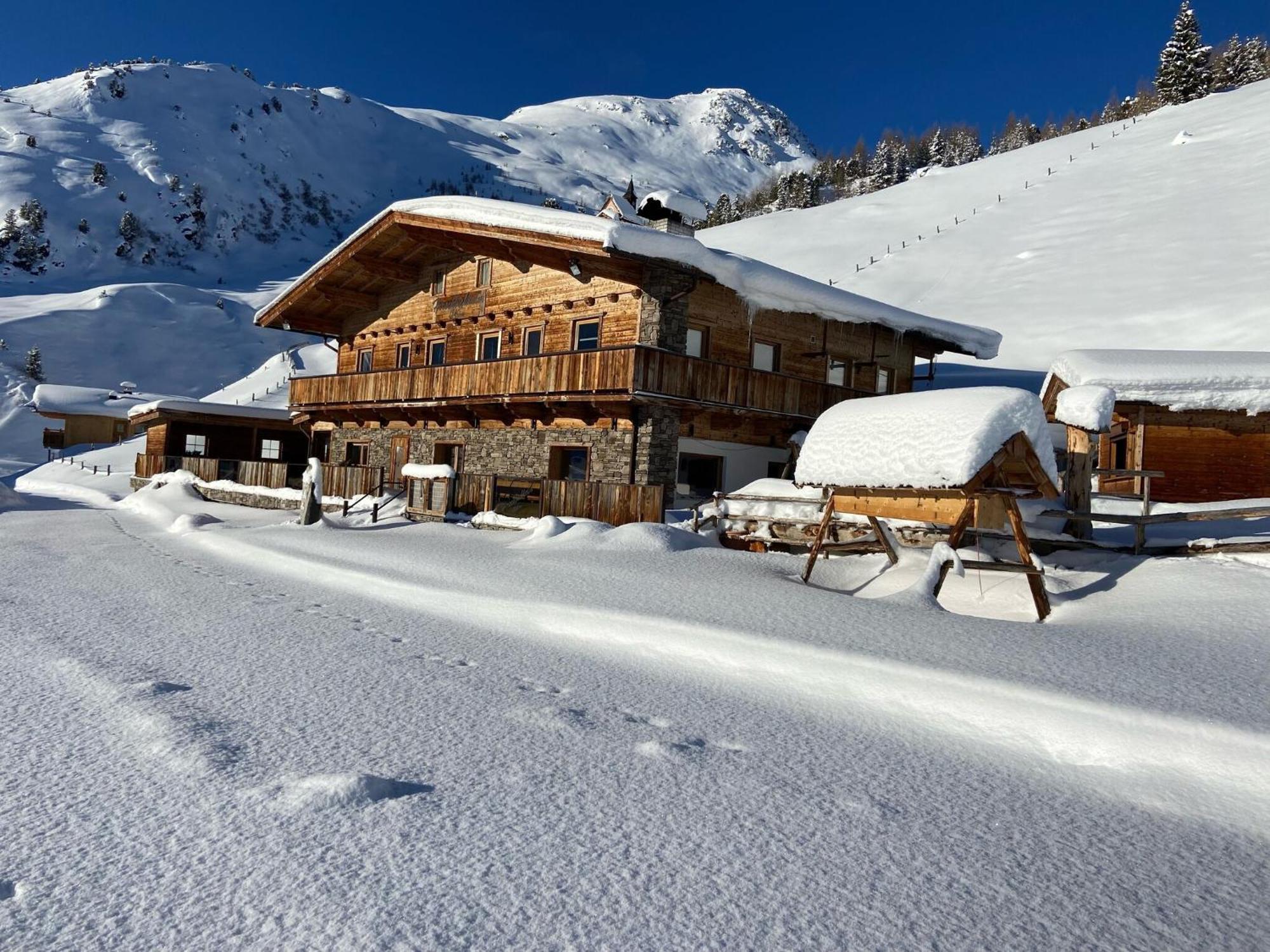 Unique Large Alpine Pasture In The Middle Of The Zillertal Mountains Zellberg Exterior foto